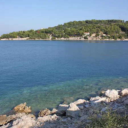 Appartement By The Sea Rogac, Solta - 8688 *